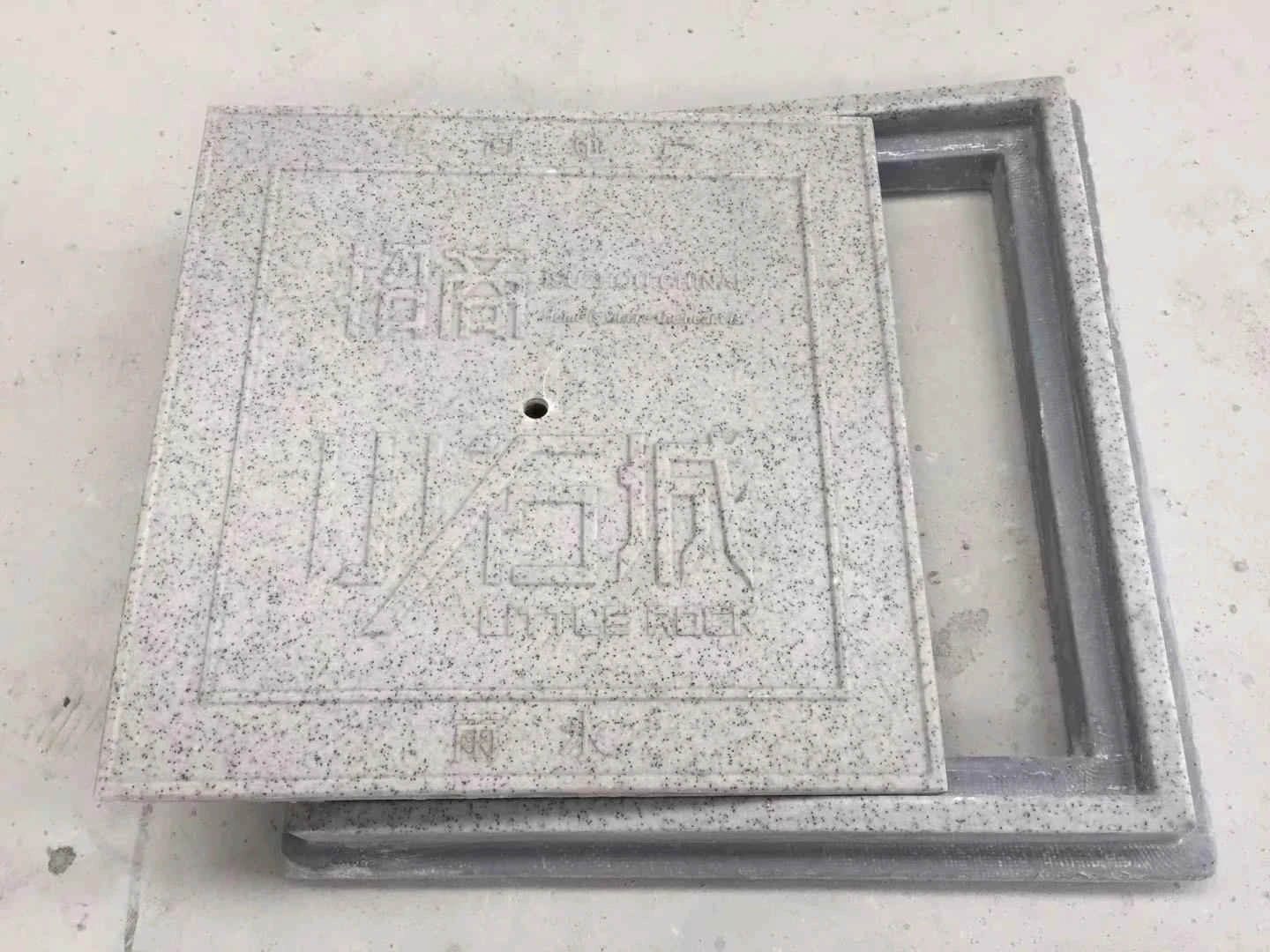 GMT仿石材艺术井盖